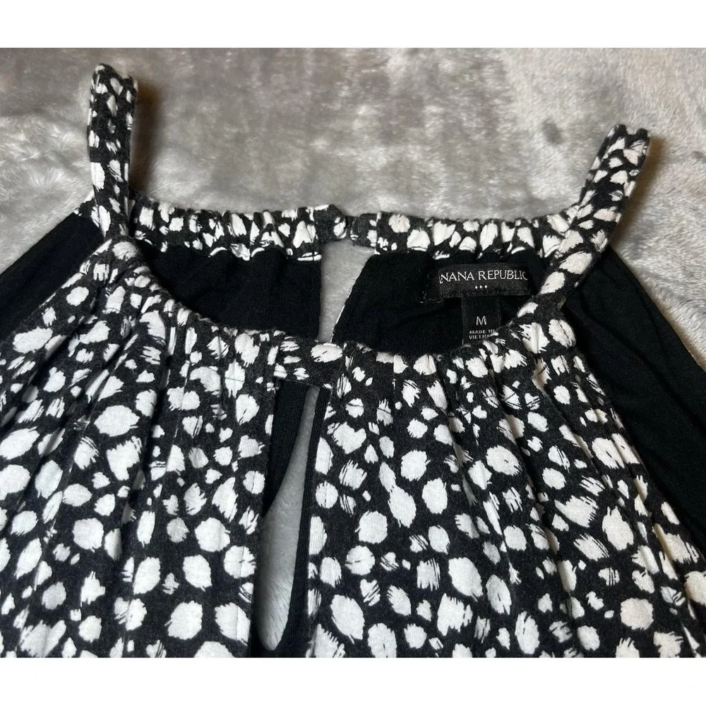Banana Republic Womens Size Medium Halter Top Black White Speckled‎ Inner Bra
